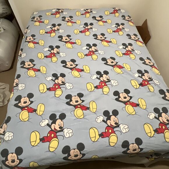 Disney Vintage Mickey Mouse Fitted & Flat Sheet And Pillow Case Alarm Clock Yawn - Picture 10 of 13
